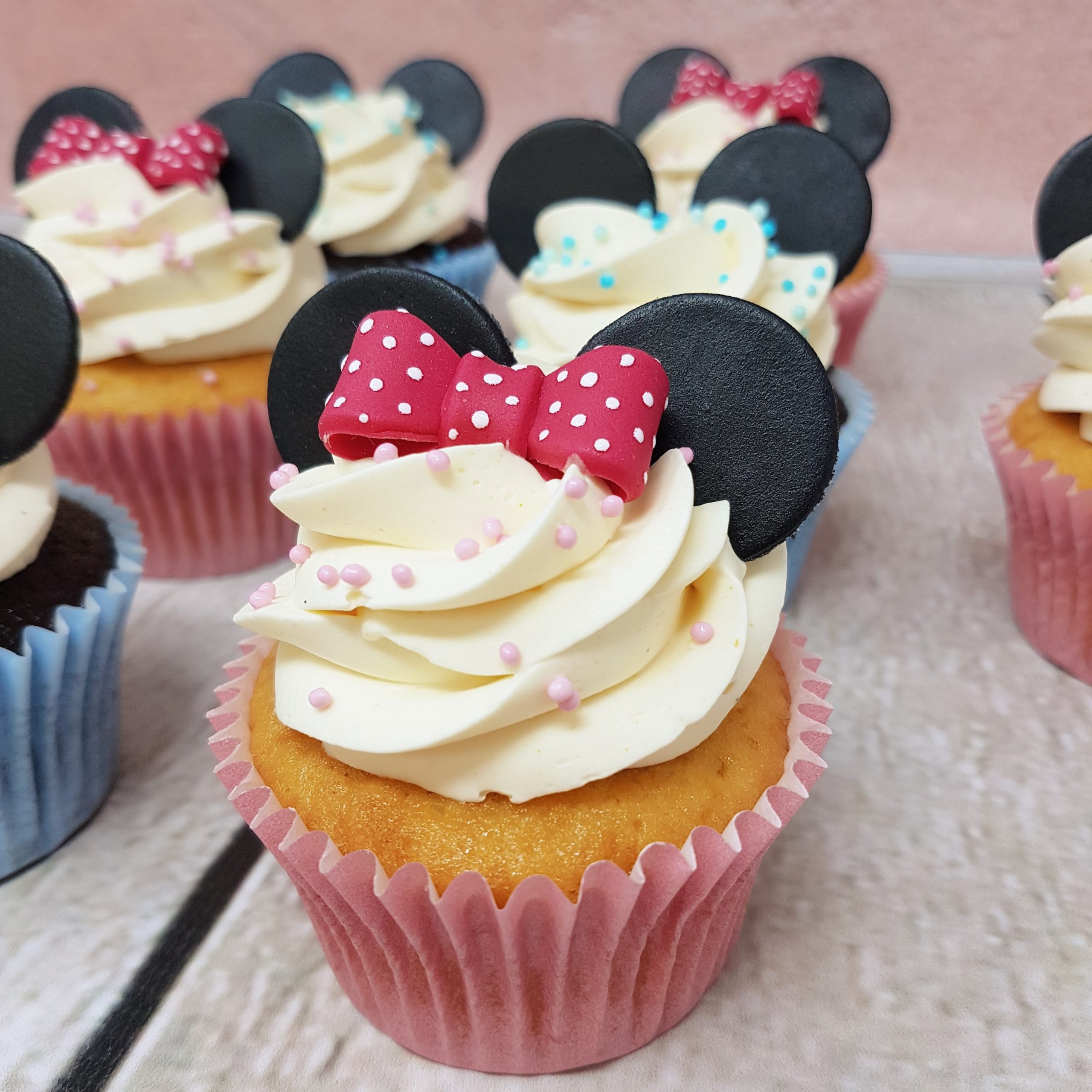 Mickey Minnie cupcakes